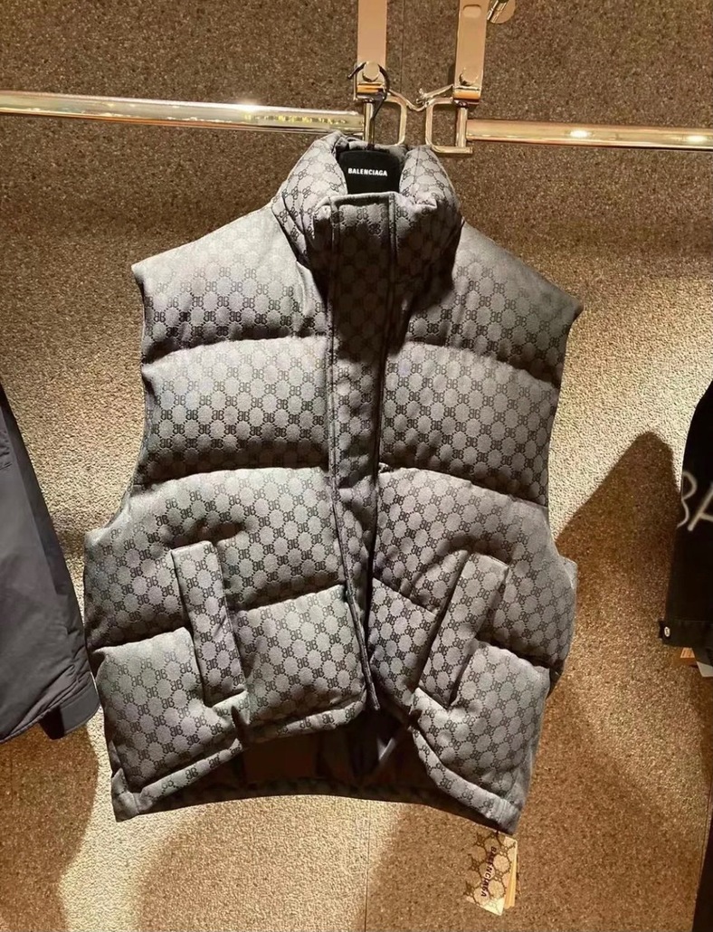 Puffer 2 Style Balenxgucci Ss2022
