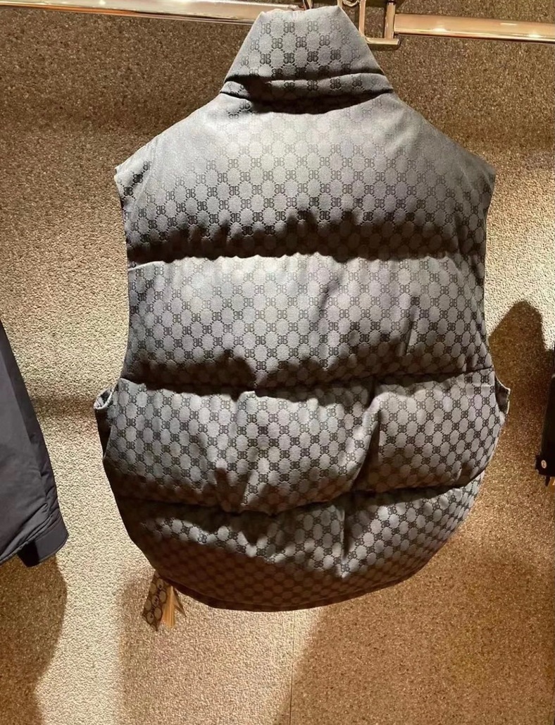Puffer 2 Style Balenxgucci Ss2022