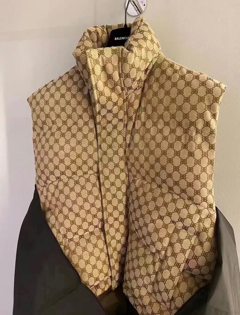 Puffer 2 Style Balenxgucci Ss2022