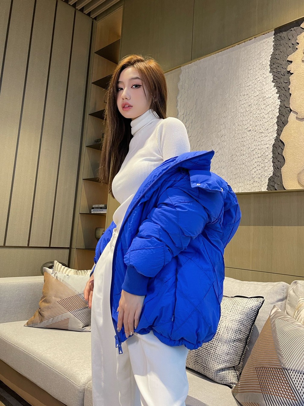 Puffer Bottega Neon Ss2022