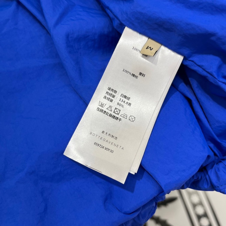 Puffer Bottega Neon Ss2022