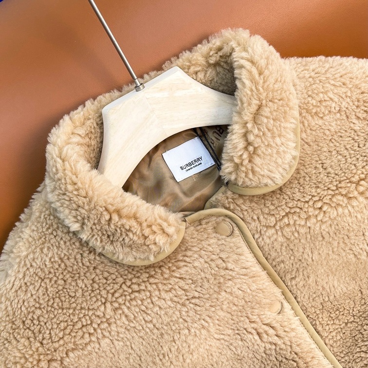Jacket Fur Wool Women Ss2022