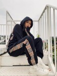 Set Burberry Hoodie Zip With Trousers