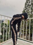 Set Burberry Hoodie Zip With Trousers