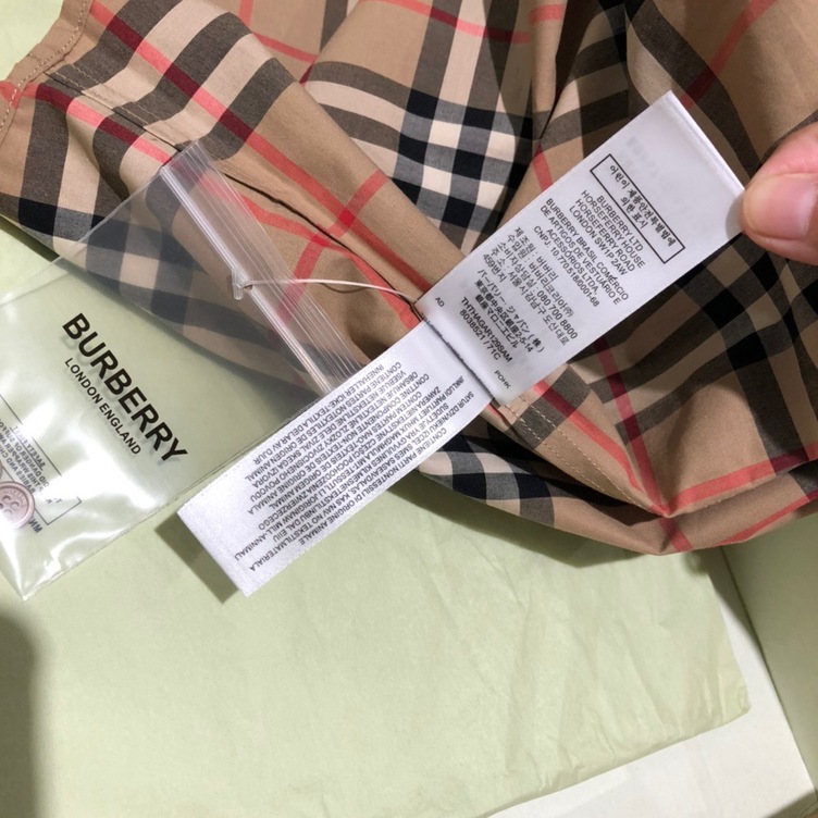 Shirt Burberry Back Write Ss2022