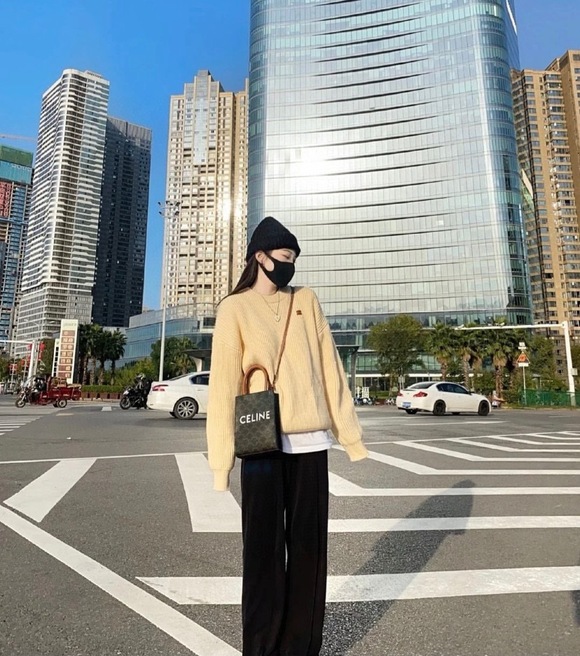 Sweaters Celine Small Logo Ss2022