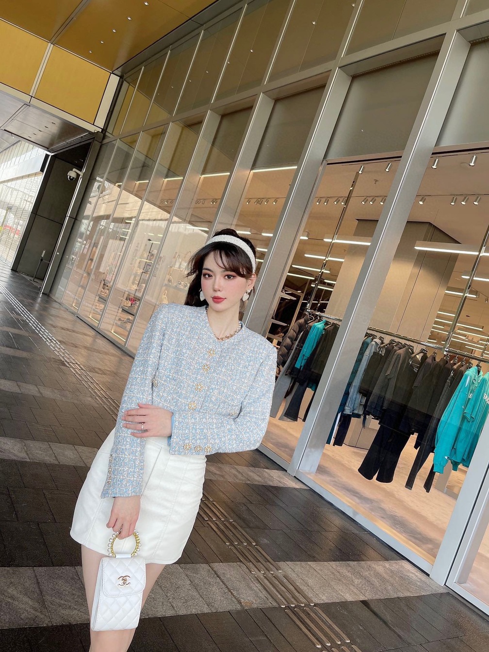 Croptop Vest Chanel Blue Tweed Ss2022