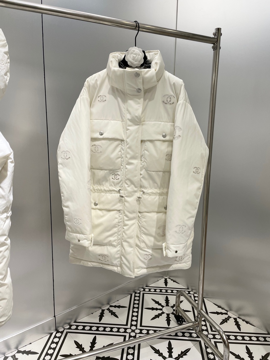 Long Puffer Chanel Jennie Ss2022