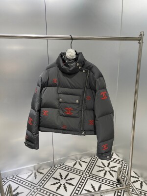 Short Puffer Chanel Red Logo Ss2022
