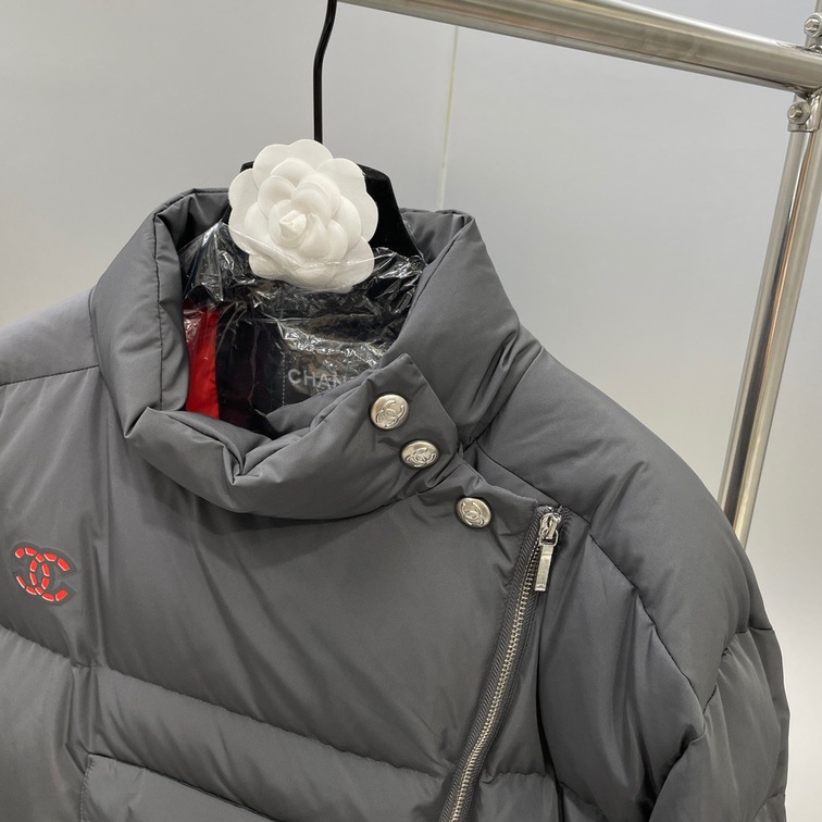 Short Puffer Chanel Red Logo Ss2022