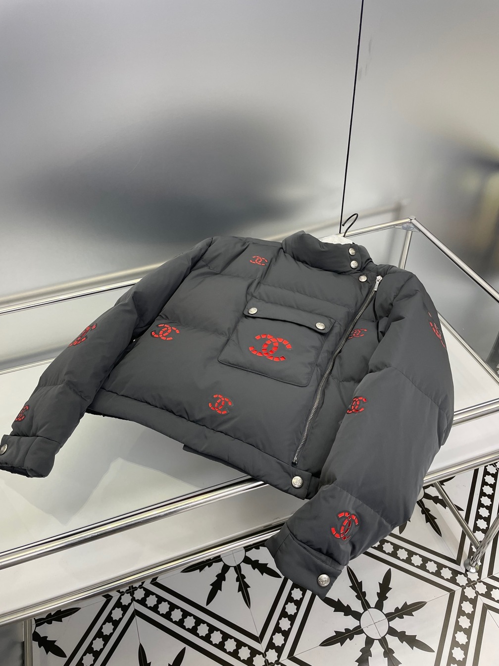 Short Puffer Chanel Red Logo Ss2022