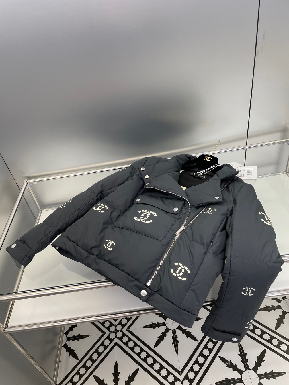 Short Puffer Chanel Red Logo Ss2022