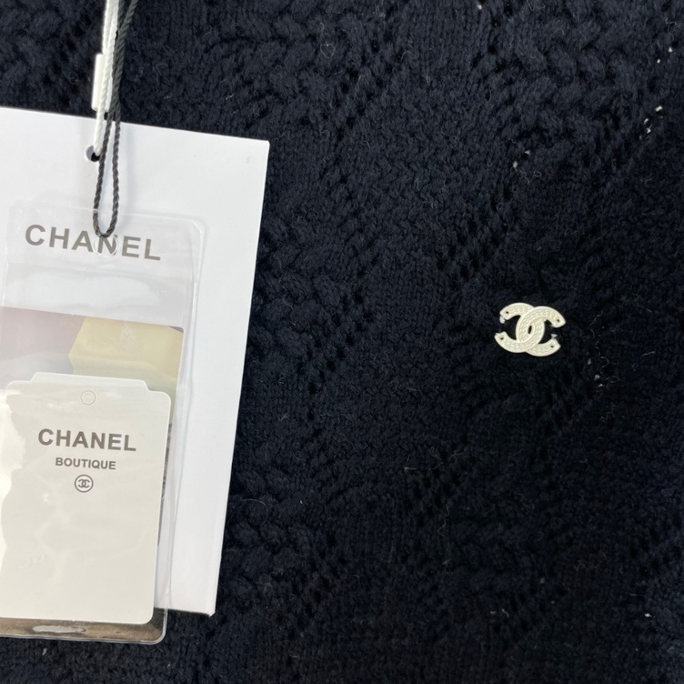 Sweaters Chanel Wool Print Logo Ss2022