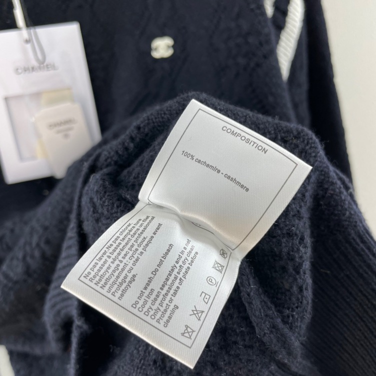 Sweaters Chanel Wool Print Logo Ss2022
