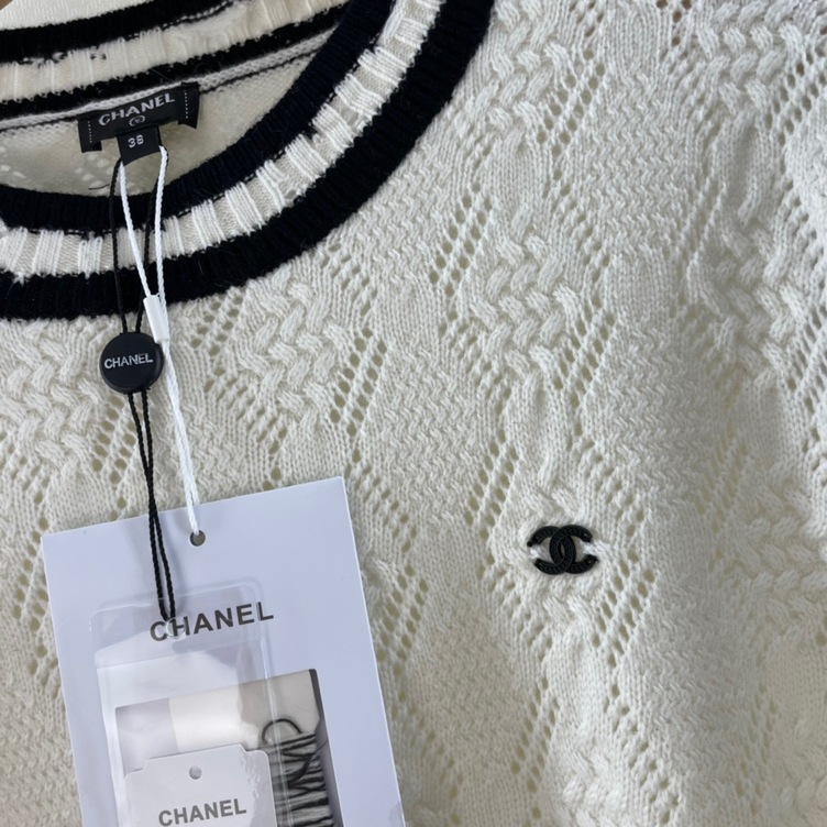 Sweaters Chanel Wool Print Logo Ss2022