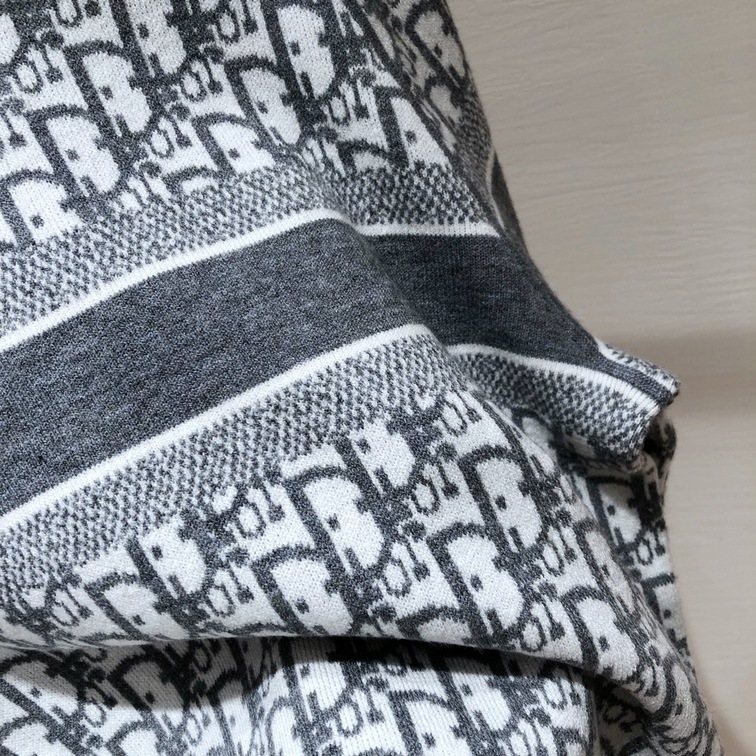 Sweaters Oblique Ss2022