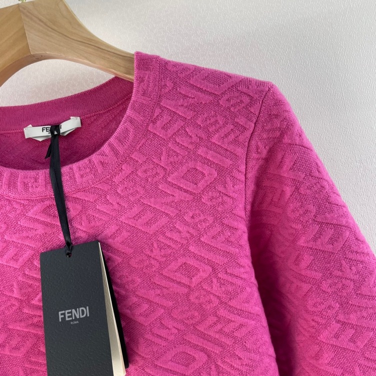 Sweaters Fendi Kaligraphy Ss2022