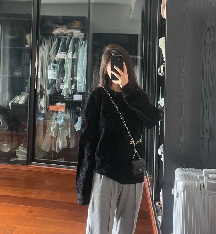 Sweaters Fendi Logo Ss2022