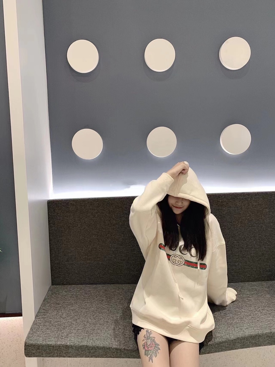 Hoodie Gucci Fake Logo Ss2022