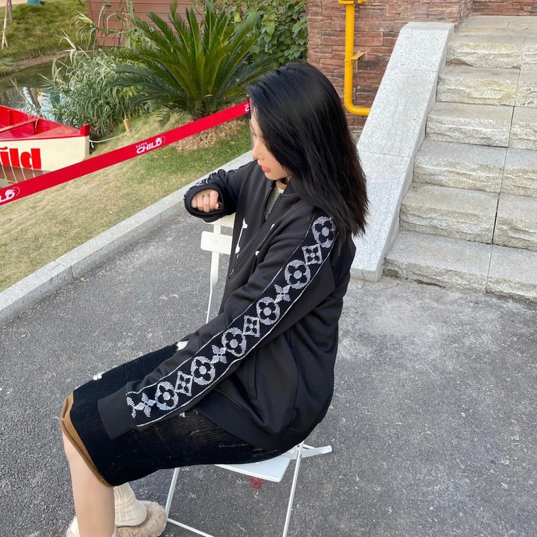 Bomber Wool Monogram Shoulder Ss2022
