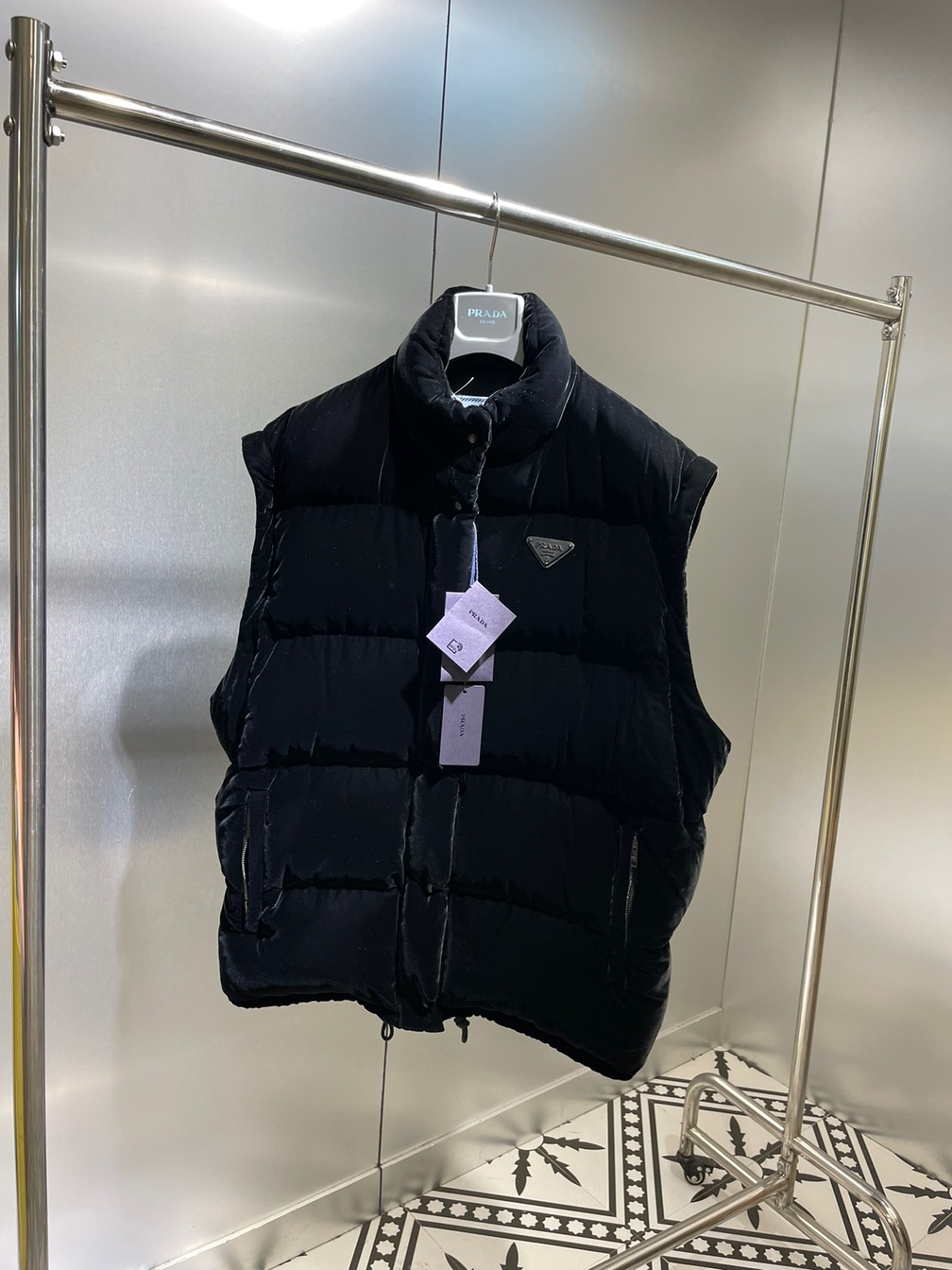 Puffer Short Prada Velvet Ss2022