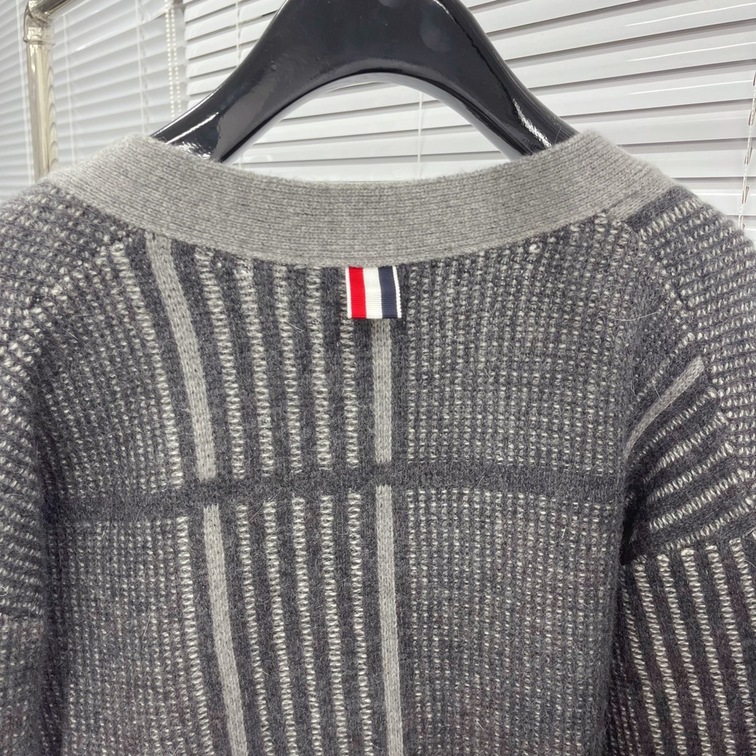 Cardiagn Thom Browne New Design Ss2022