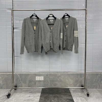 Cardigan Thom Basic 3 Button 4 Stripe