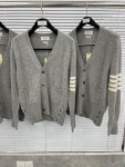 Cardigan Thom Basic 3 Button 4 Stripe