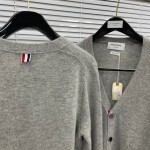 Cardigan Thom Basic 3 Button 4 Stripe