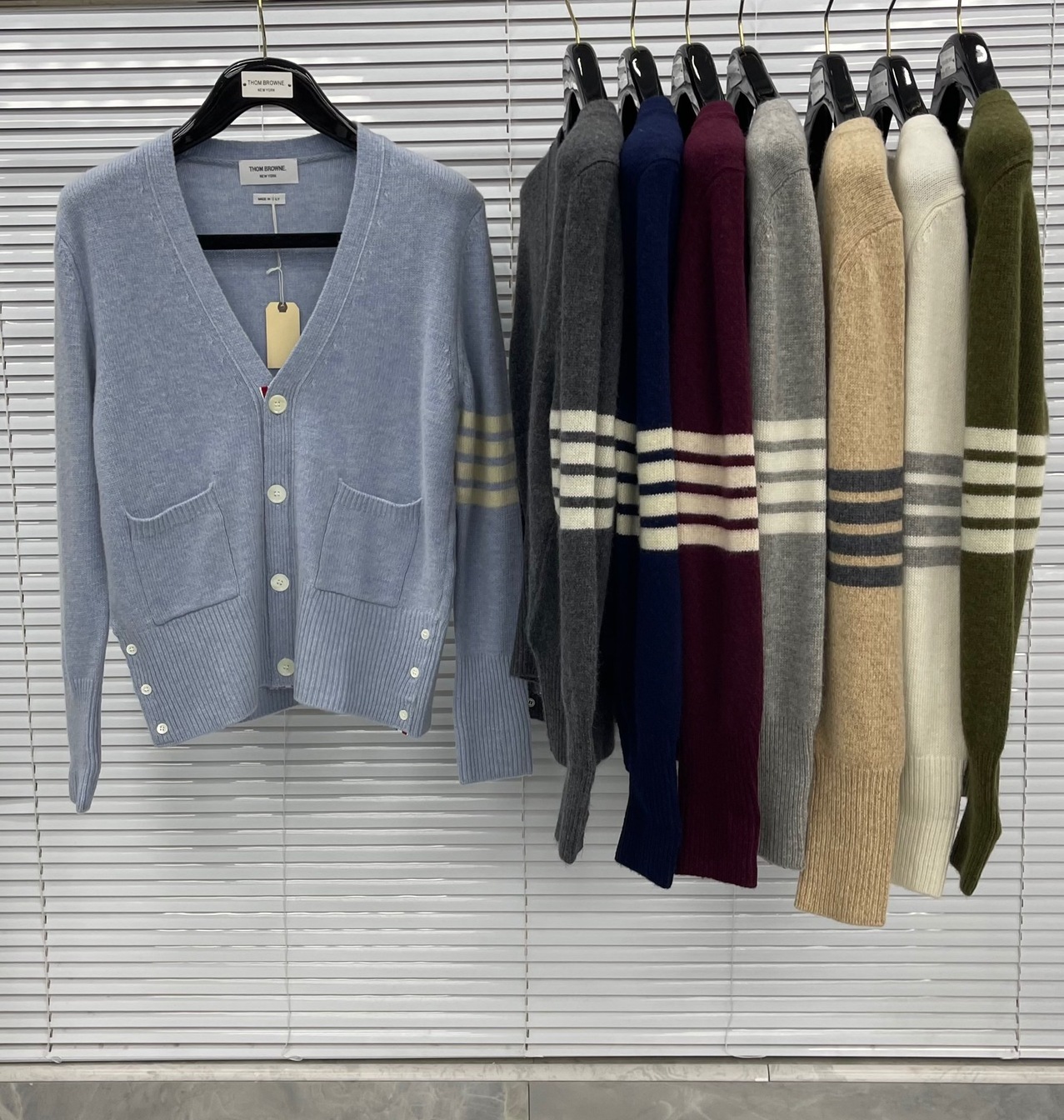 Cardigan Thom Basic 3 Button 4 Stripe