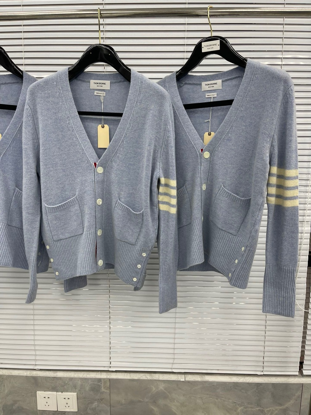 Cardigan Thom Basic 3 Button 4 Stripe
