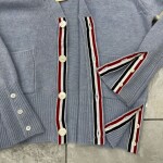 Cardigan Thom Basic 3 Button 4 Stripe
