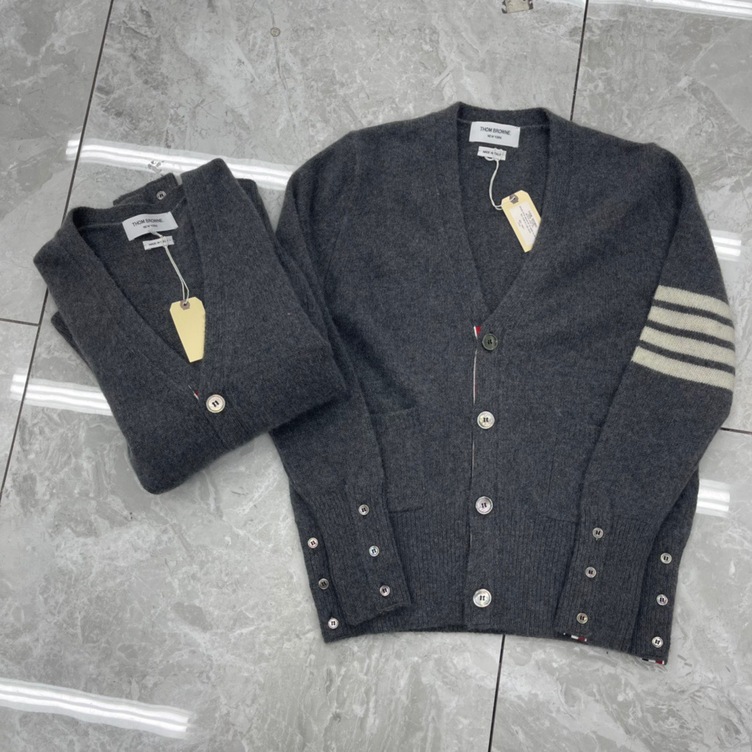 Cardigan Thom Basic 3 Button 4 Stripe
