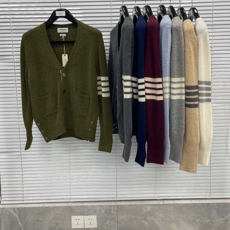 Cardigan Thom Basic 3 Button 4 Stripe