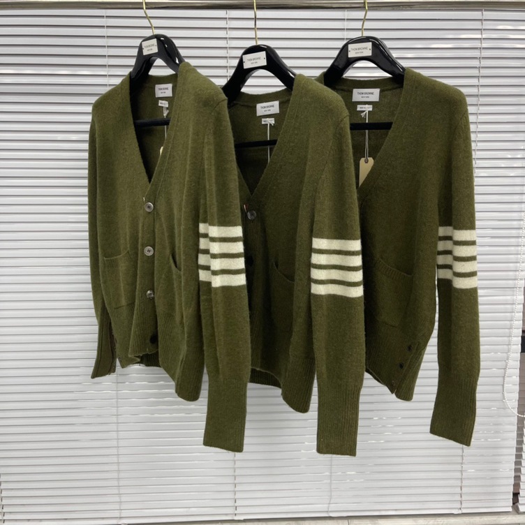 Cardigan Thom Basic 3 Button 4 Stripe
