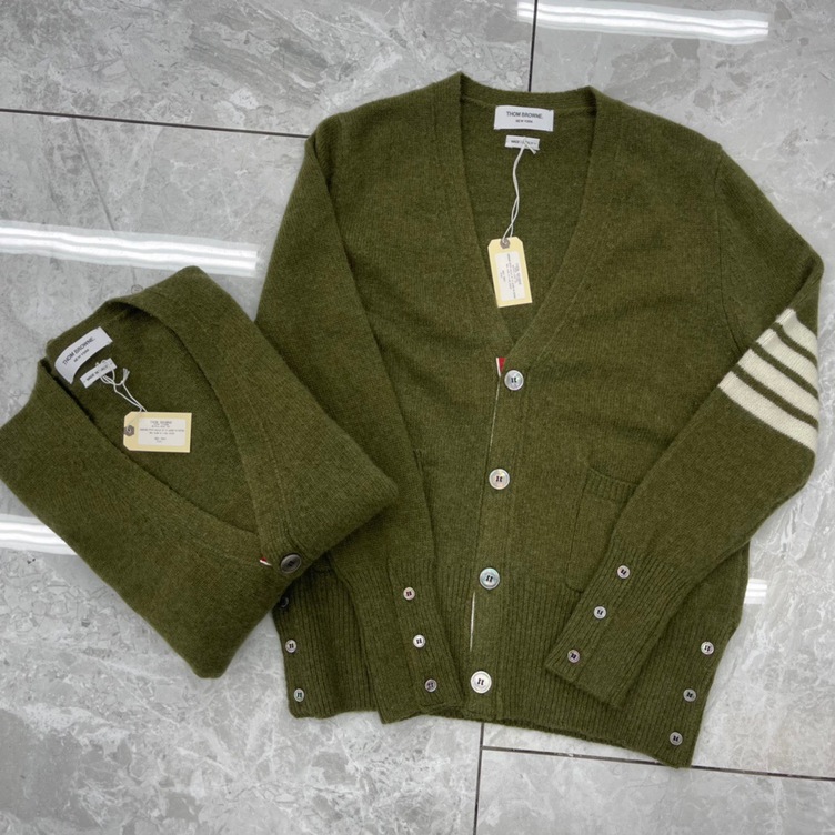 Cardigan Thom Basic 3 Button 4 Stripe