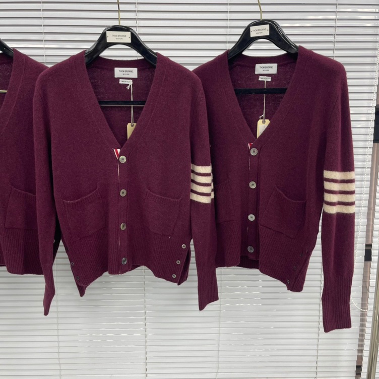 Cardigan Thom Basic 3 Button 4 Stripe