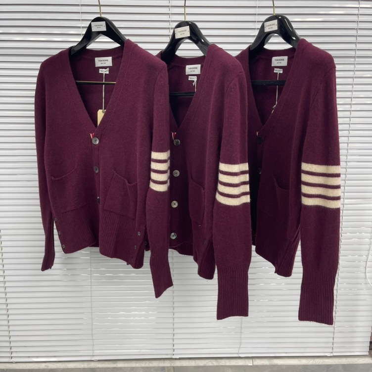 Cardigan Thom Basic 3 Button 4 Stripe