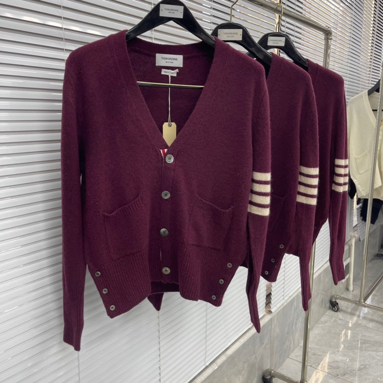 Cardigan Thom Basic 3 Button 4 Stripe