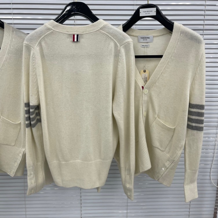 Cardigan Thom Basic 3 Button 4 Stripe