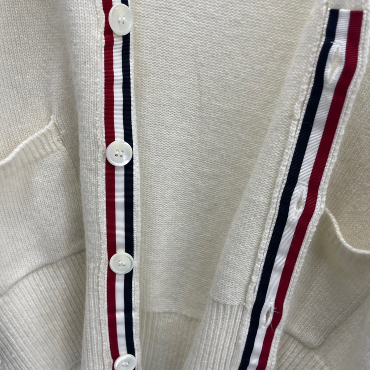 Cardigan Thom Basic 3 Button 4 Stripe