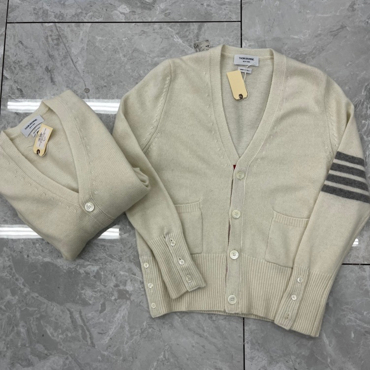 Cardigan Thom Basic 3 Button 4 Stripe