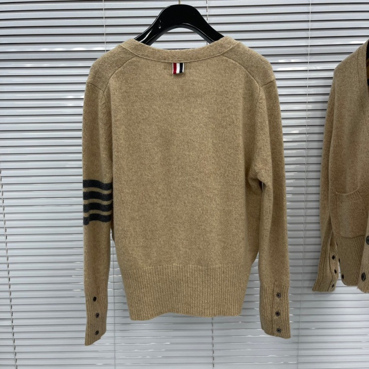Cardigan Thom Basic 3 Button 4 Stripe