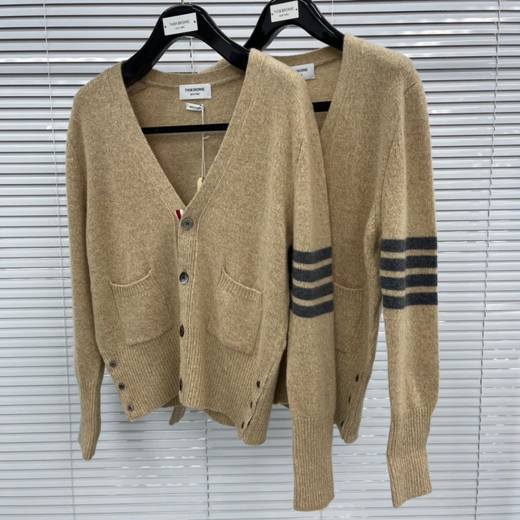 Cardigan Thom Basic 3 Button 4 Stripe