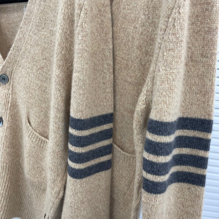Cardigan Thom Basic 3 Button 4 Stripe