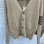Cardigan Thom Basic 3 Button 4 Stripe