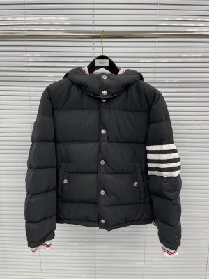 Puffer Thom 2 Neck With Hoodie Hat Ss2022
