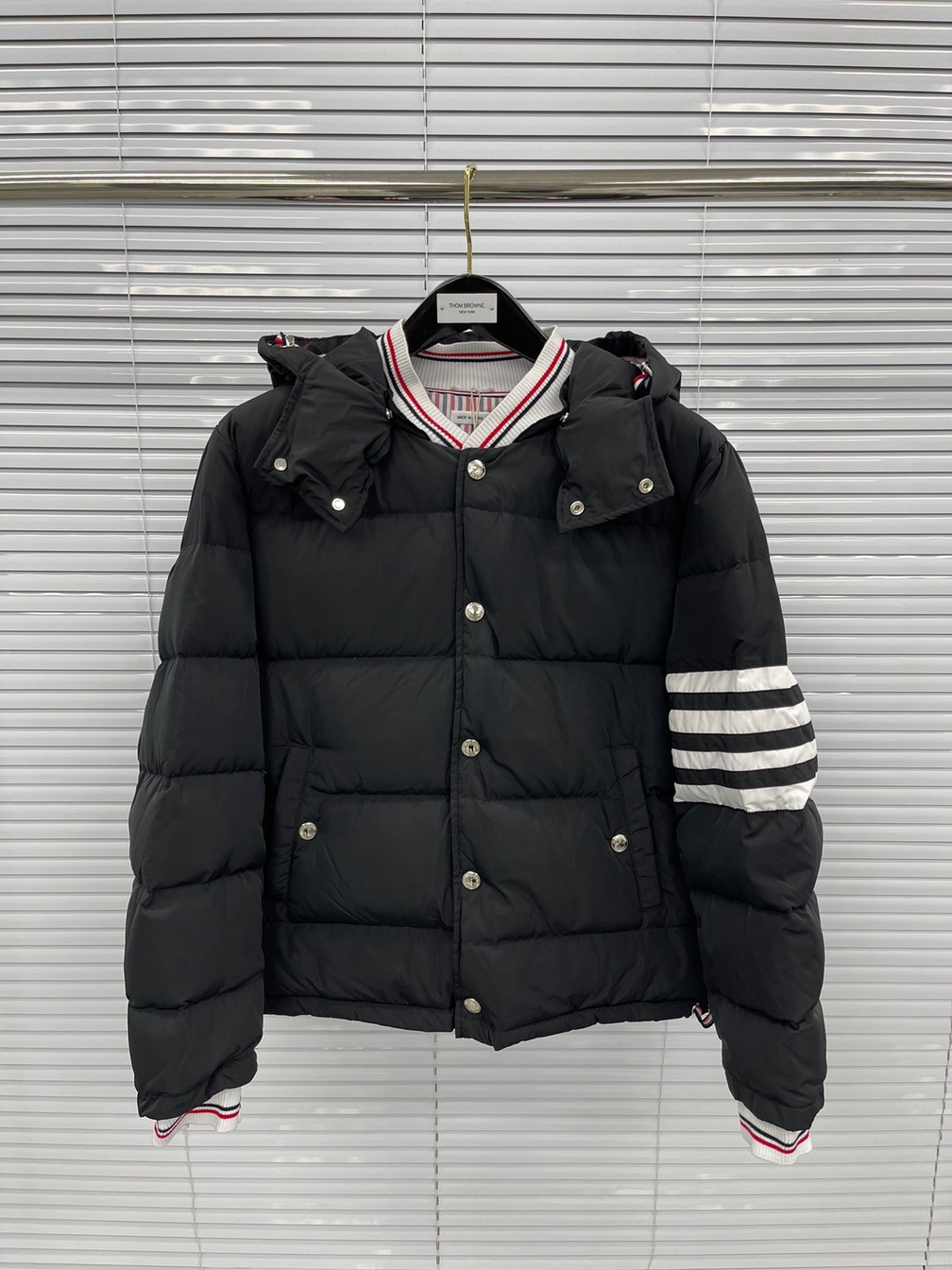 Puffer Thom 2 Neck With Hoodie Hat Ss2022