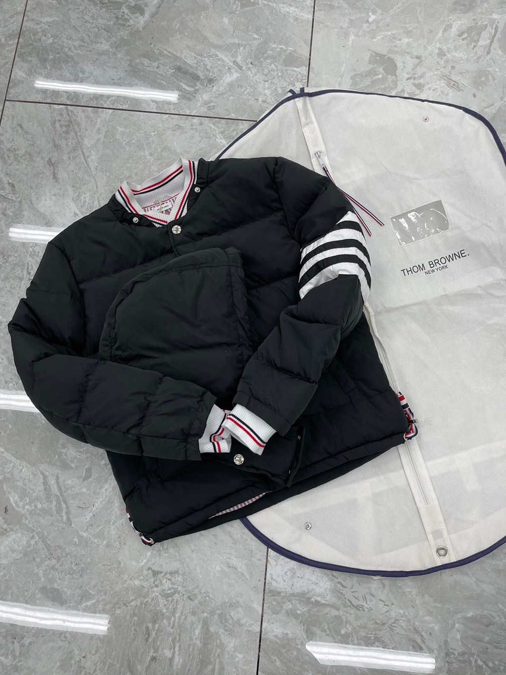 Puffer Thom 2 Neck With Hoodie Hat Ss2022