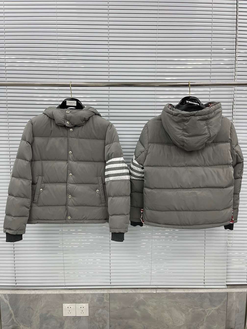 Puffer Thom 2 Neck With Hoodie Hat Ss2022
